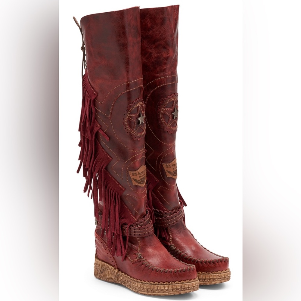 El Vaquero Fargo Wanted Barn Wedge Moccasin Boots - NIB - Size 38